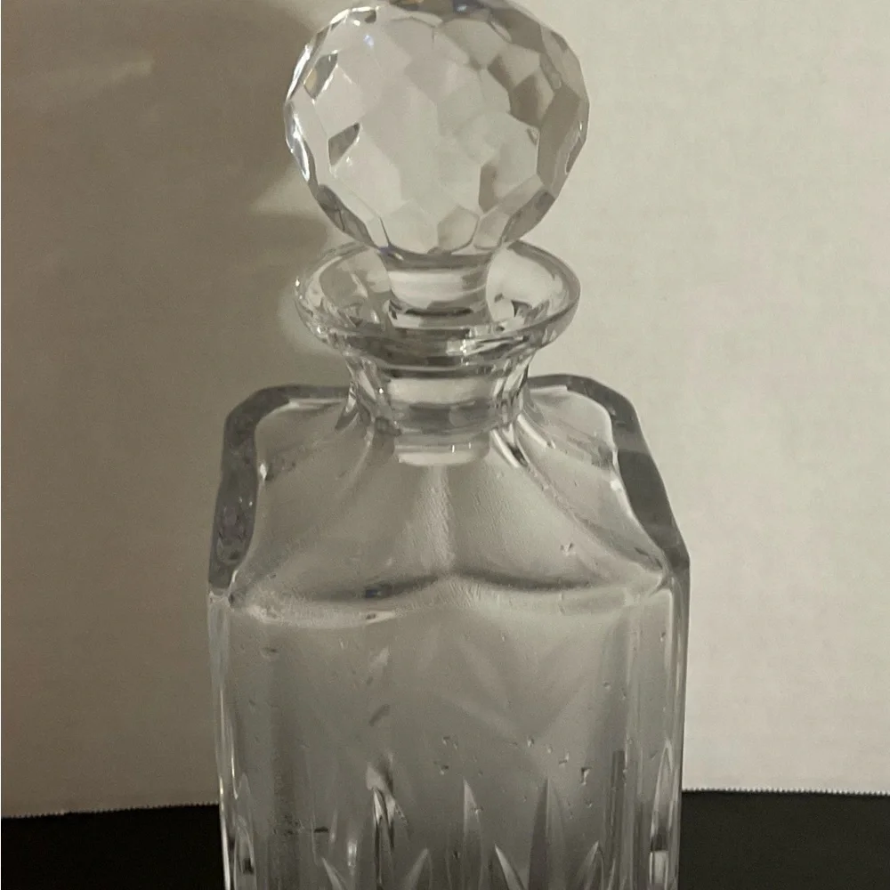 Clear Crystal Cut Glass Decanter with Stopper